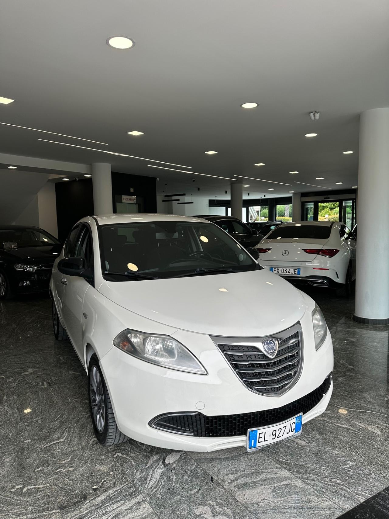 Lancia Ypsilon 1.2 69 CV 5 porte GPL Ecochic Gold