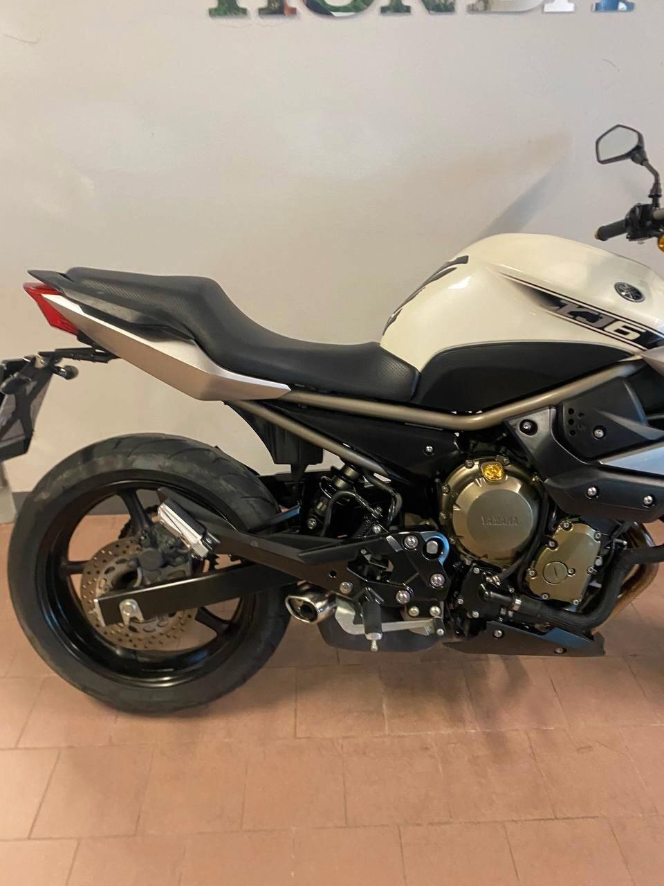 Yamaha XJ6
