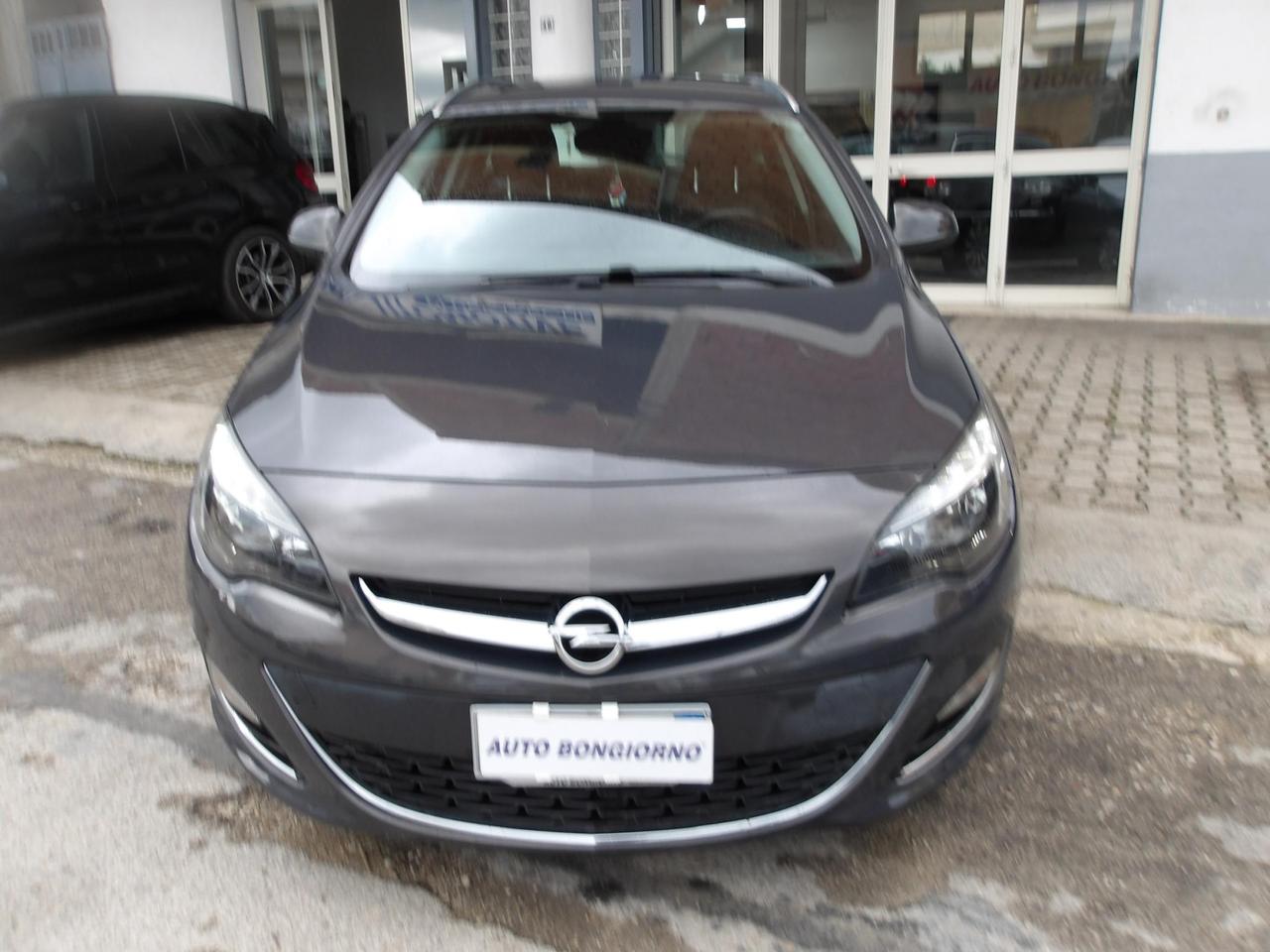 Opel Astra Sports Tourer 1.6 cdti (ecoflex) Cosmo s&s 136cv