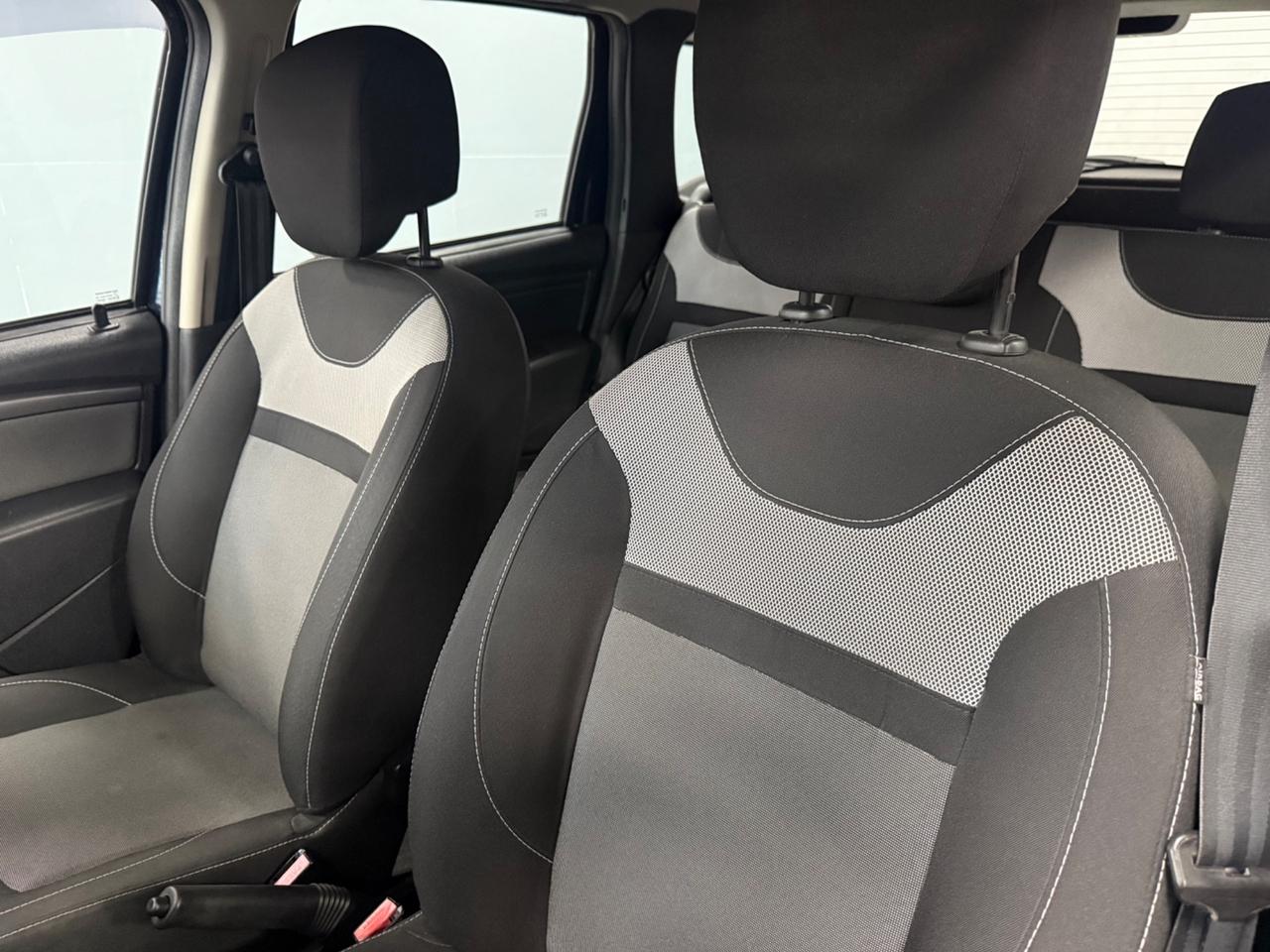 Dacia Duster 1.6 115CV Start&Stop 4x2 GPL Lauréate