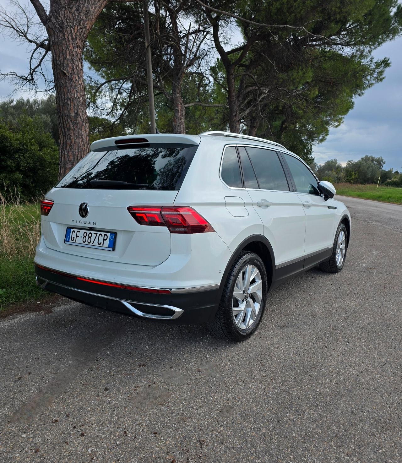 Volkswagen Tiguan 2.0 TDI 150 CV SCR DSG Elegance