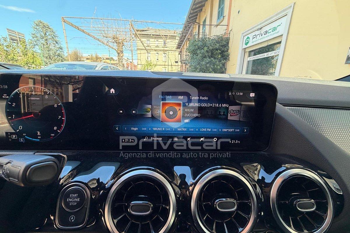 MERCEDES GLA 180 Automatic Sport