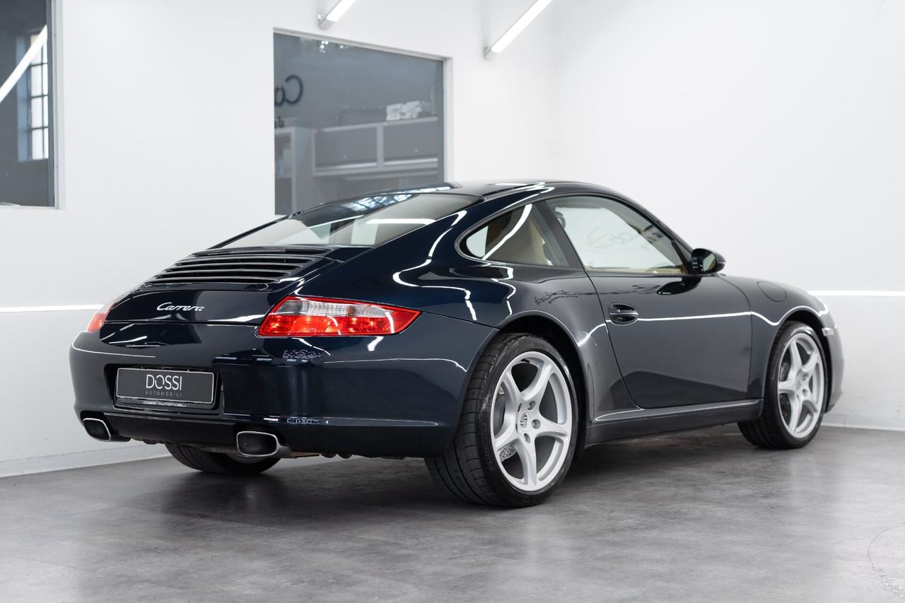 Porsche 911 Carrera Coupé