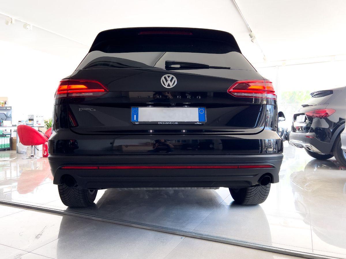 VOLKSWAGEN - Touareg - 3.0 TDI Black Style