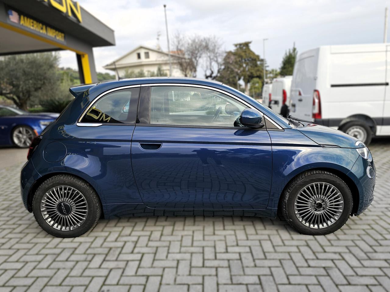 Fiat 500 Business Opening Edition 42 kWh