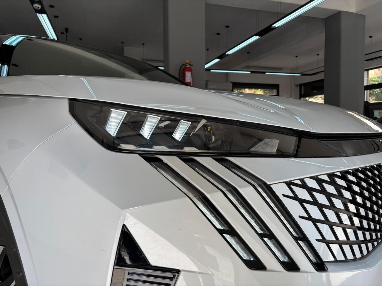 Peugeot 3008 Hybrid 145 e-DCS6 GT Vari Colori