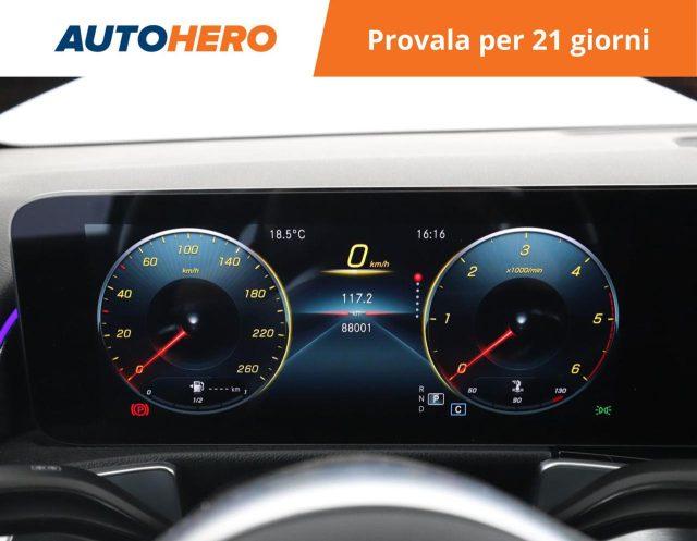 MERCEDES-BENZ GLB 200 d Automatic Sport Plus