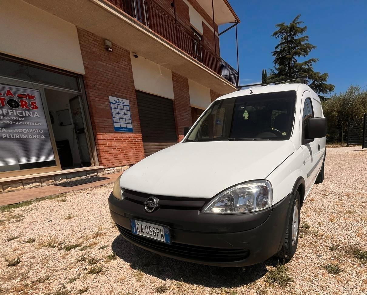 Opel Combo 1.7 DI 4p. Van Vetrato