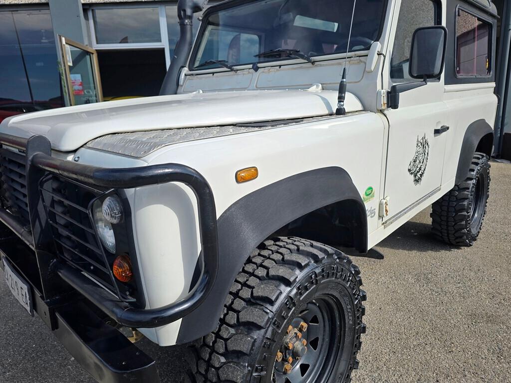 Land Rover Defender 90 2.5 Td5 SW 122CV