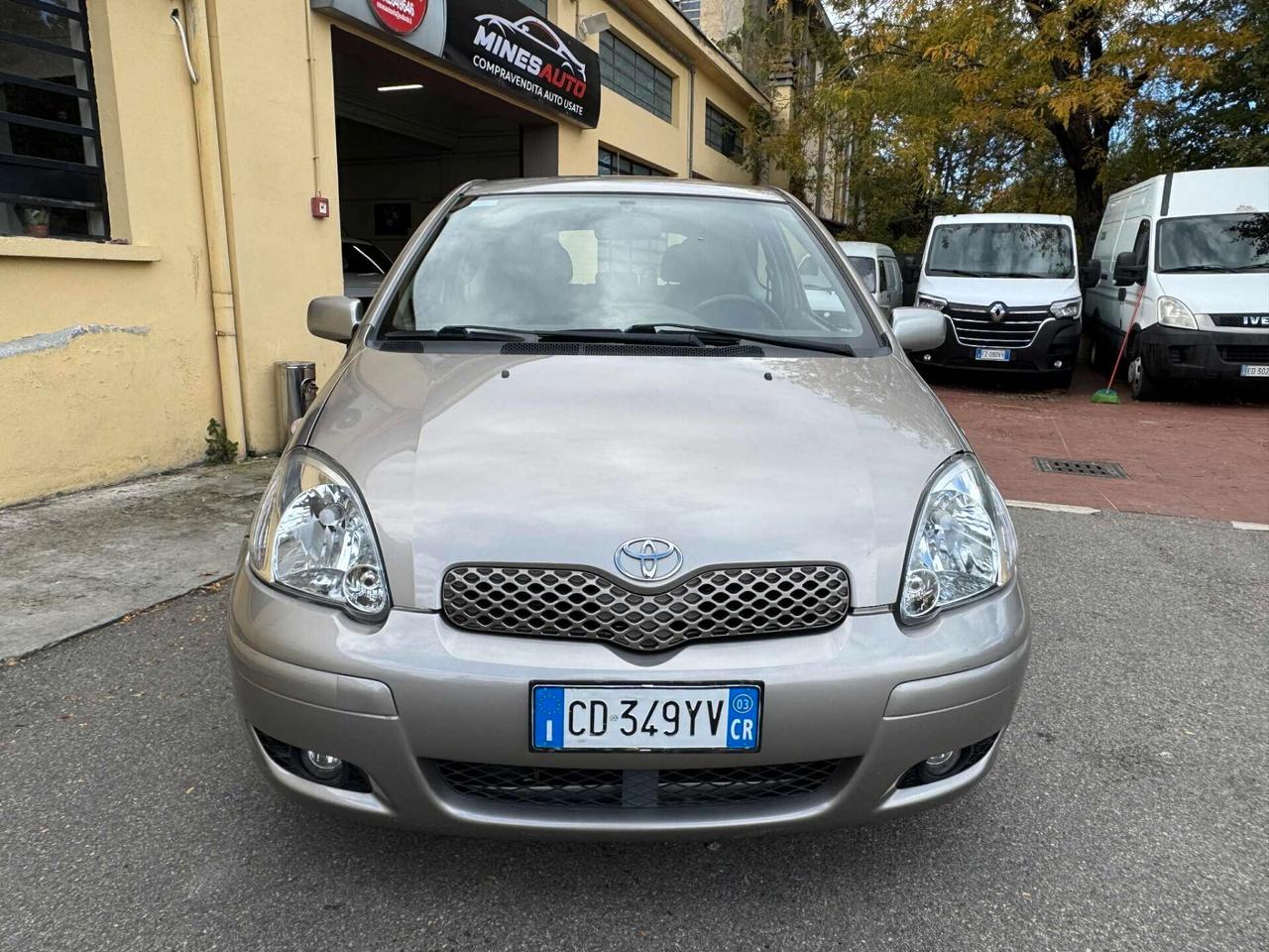 Toyota Yaris 2003 1.0 Benzina OK NEOPATENTATI