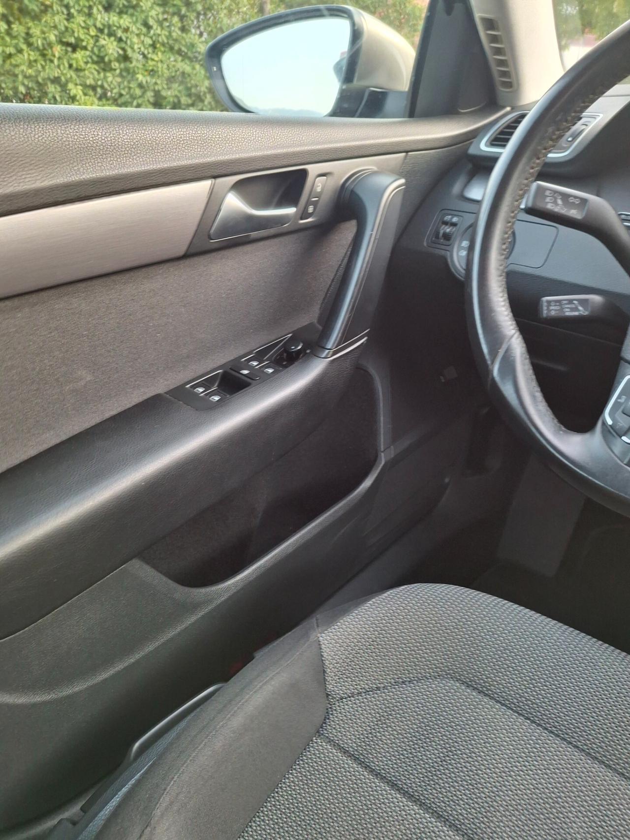 Volkswagen Passat 2.0 TDI DSG Comfortline BM.Tech.