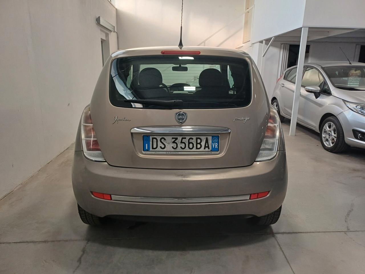 Lancia Ypsilon 1.3 MJT 75 CV Oro Clima/Servo