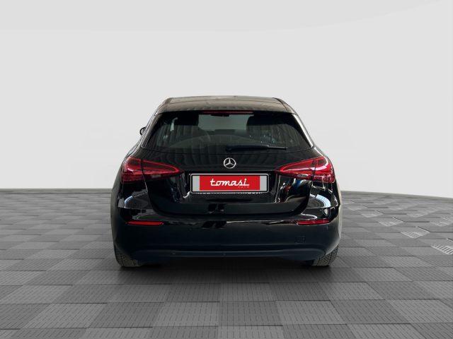 MERCEDES-BENZ A 180 A 180 d Automatic Advanced