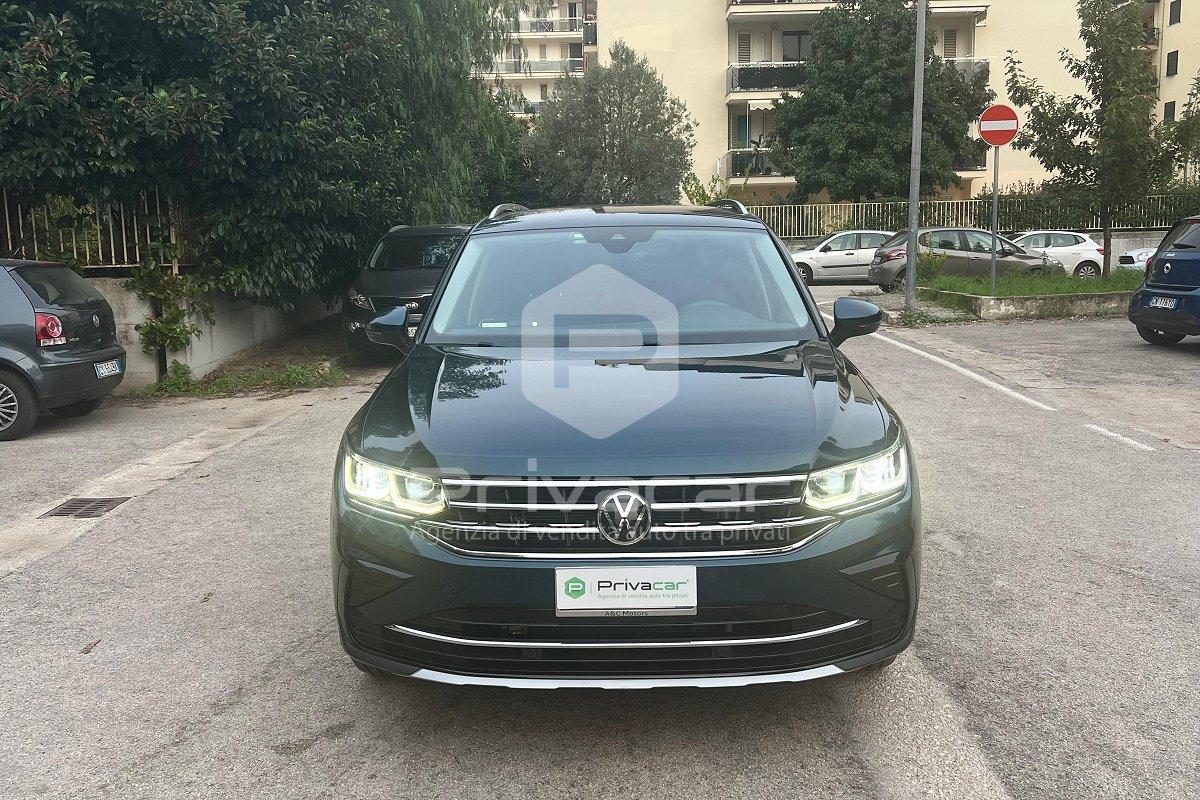 VOLKSWAGEN Tiguan 2.0 TDI 150 CV SCR DSG Elegance