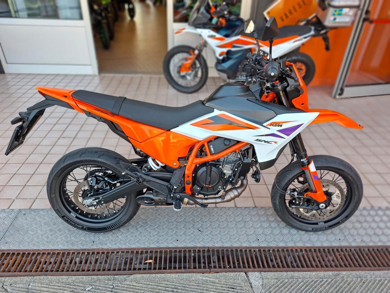 Ktm 390 SMC R