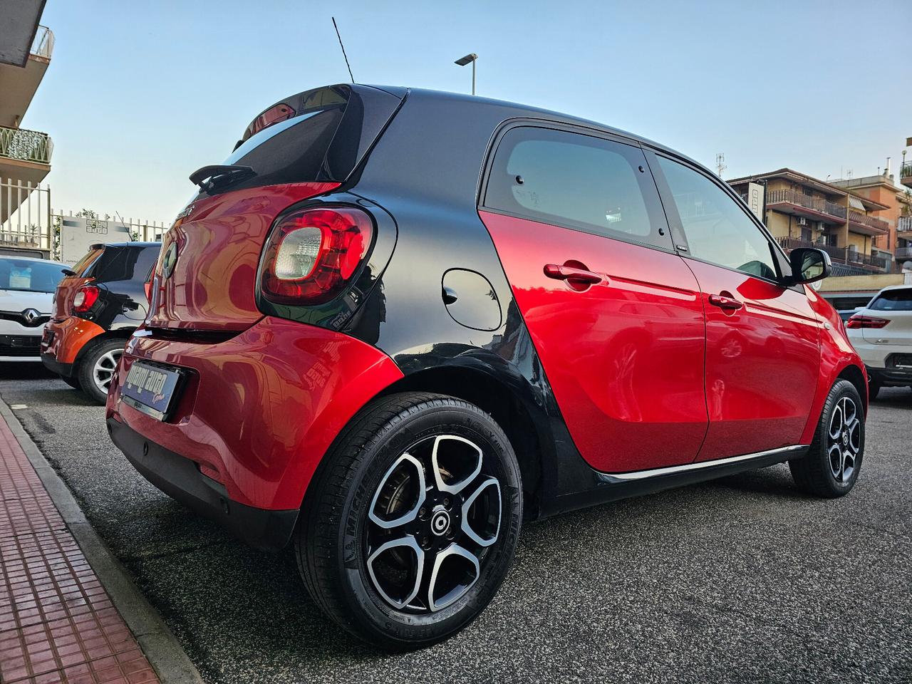 Smart ForFour 90 0.9 Turbo Prime CABRIO LED NAV TAGL UFF