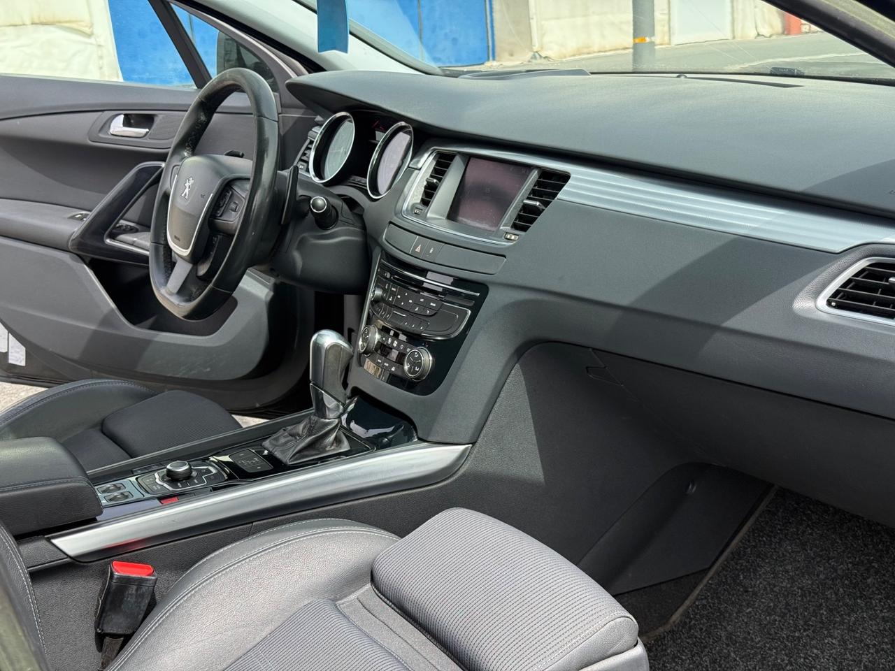 Peugeot 508 2.2 HDi 204CV-GT LINE-FULL-PERMUTABILE