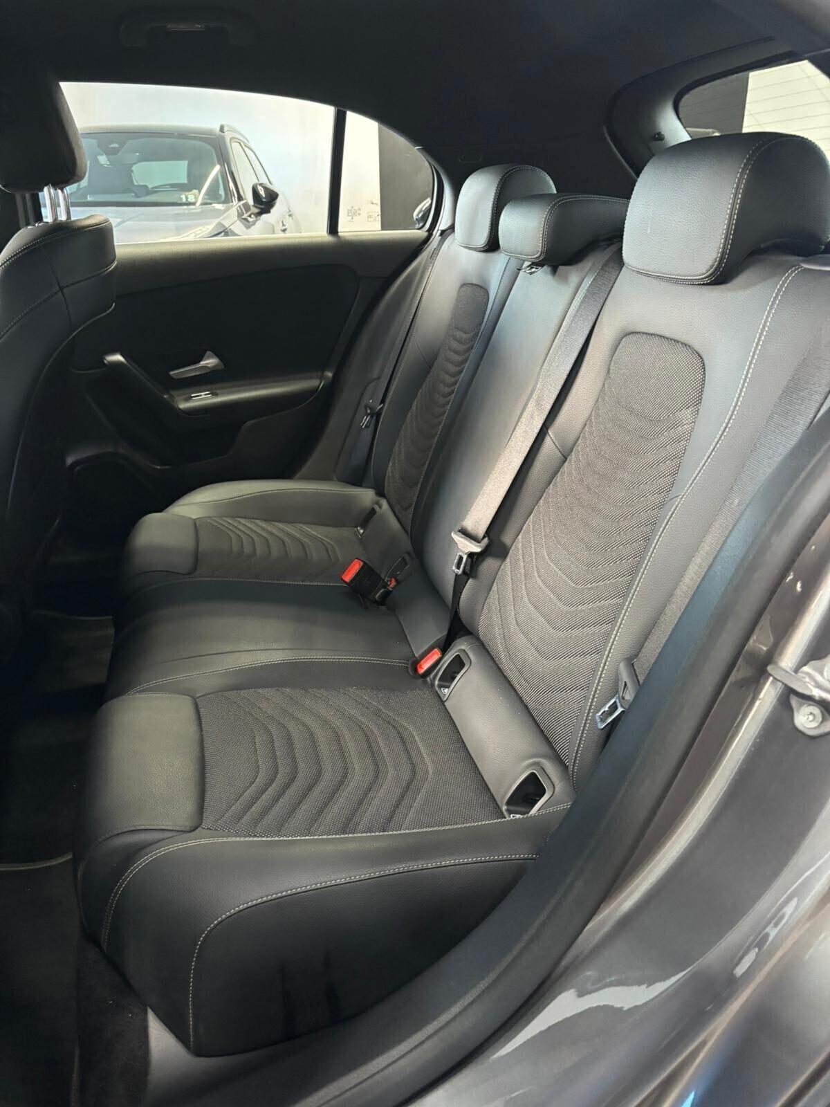 Mercedes-benz A 180 d Automatic Business Extra