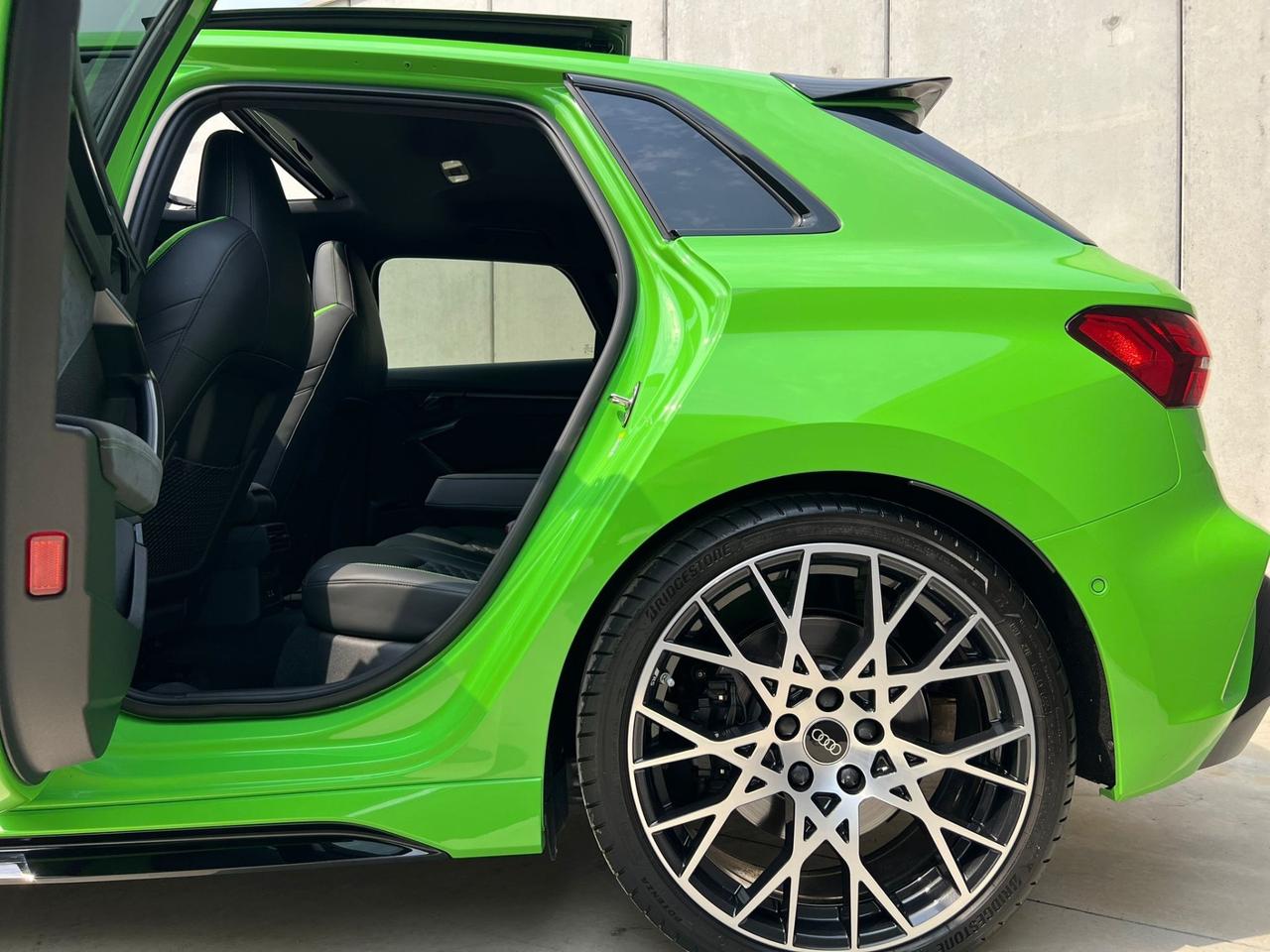 Audi RS3 SPB TFSI quattro S tronic performance