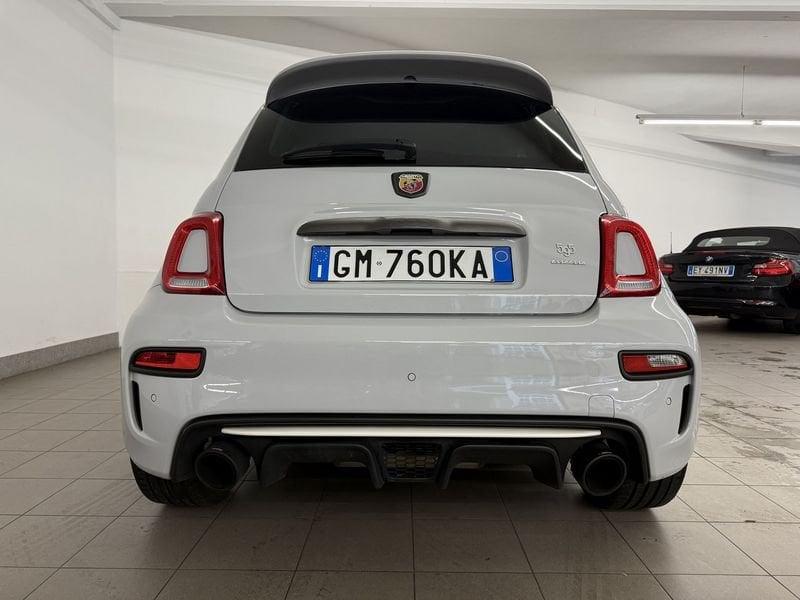 Abarth 595 1.4 Turbo T-Jet 180 CV Esseesse