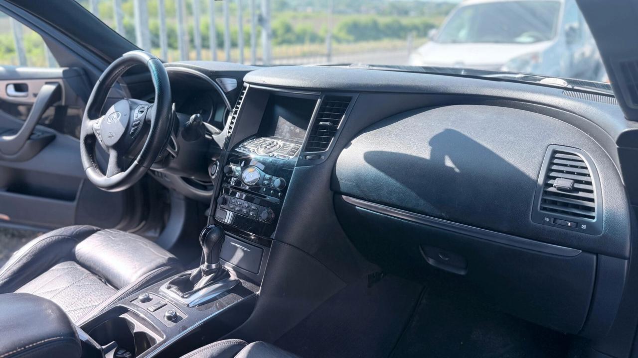 Infiniti FX FX30d S 3.0 DIESEL 4X4