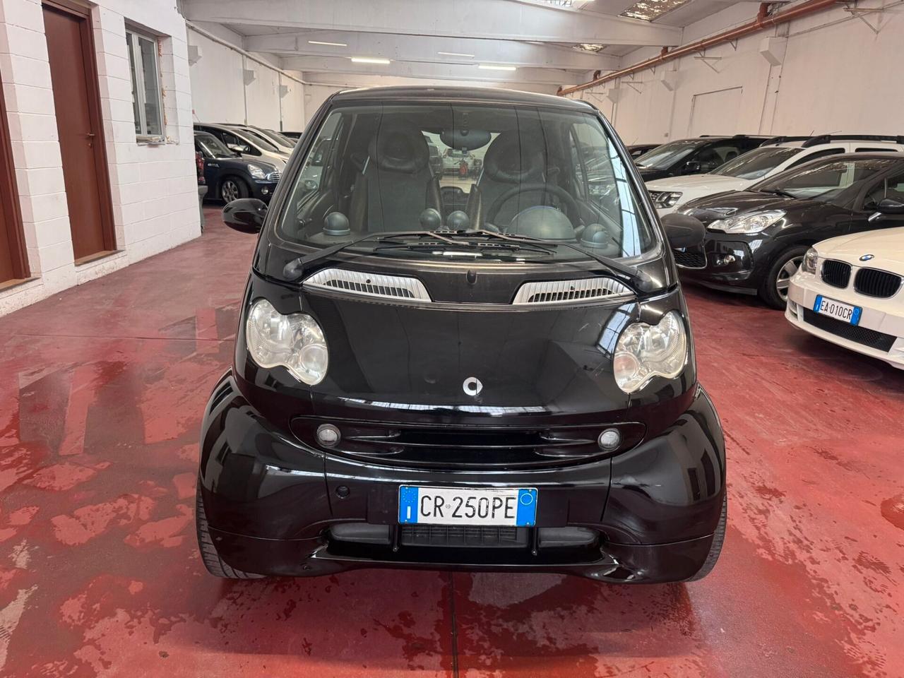 Smart ForTwo 700 coupé passion INTERNI BRABUS