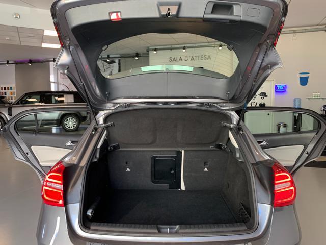 MERCEDES-BENZ GLA 220 CDI Automatic 4Matic Premium
