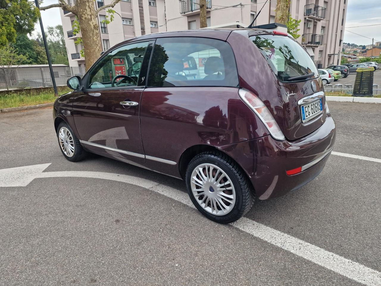 Lancia Ypsilon 1.2 69 CV Diva