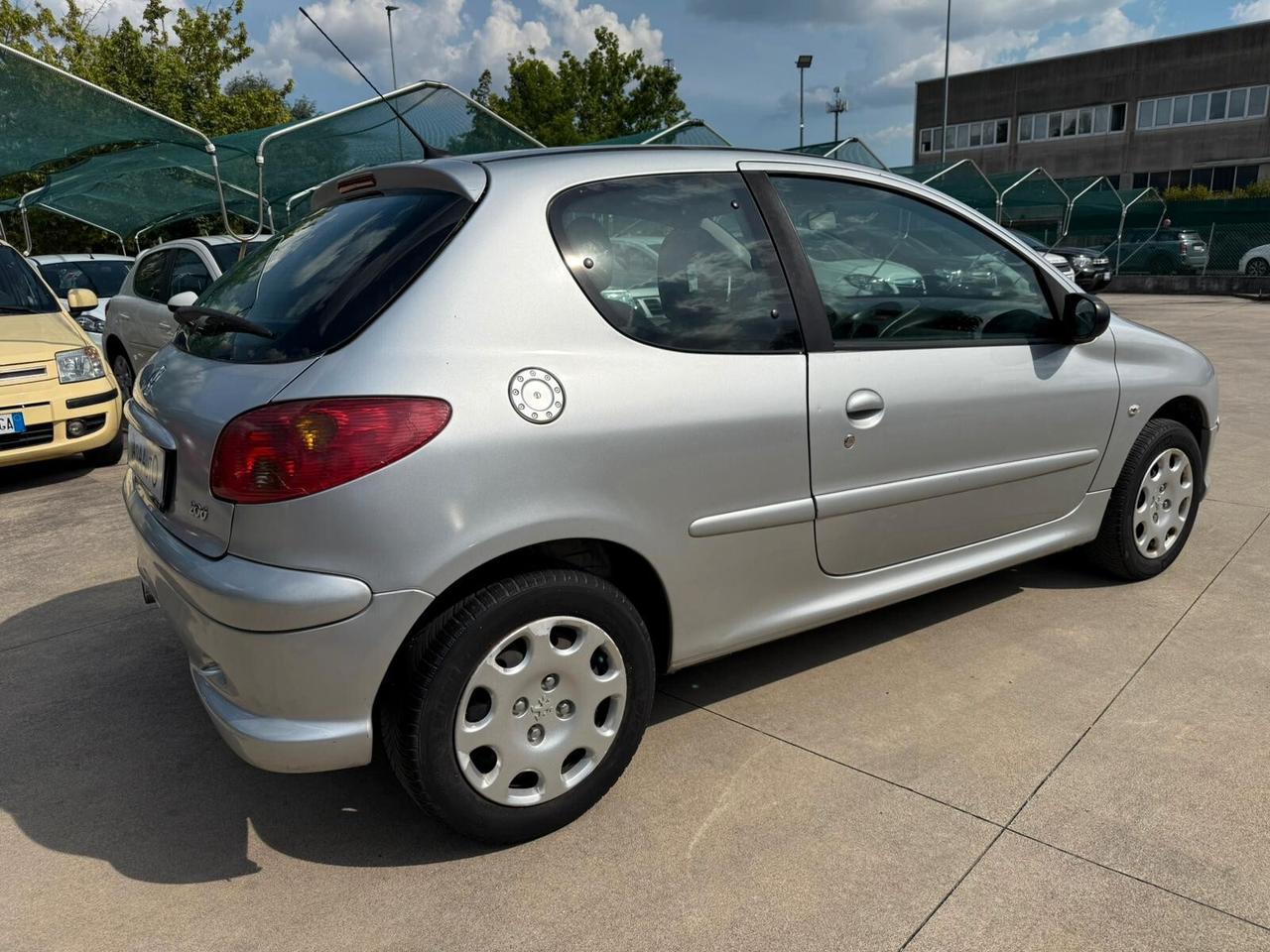 Peugeot 206 3p 1.4 clima NEO-PAT