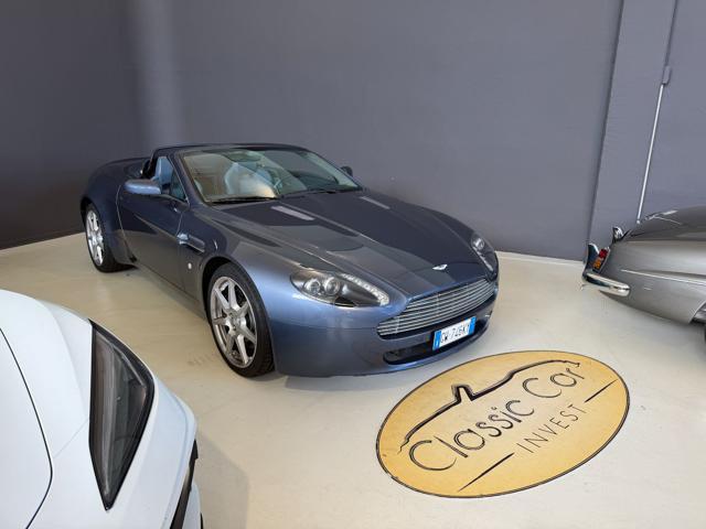 ASTON MARTIN Vantage VANTAGE ROADSTER V8