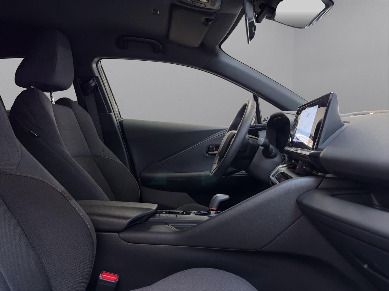 Toyota C-HR 2.0 phev Trend eco fwd e-cvt