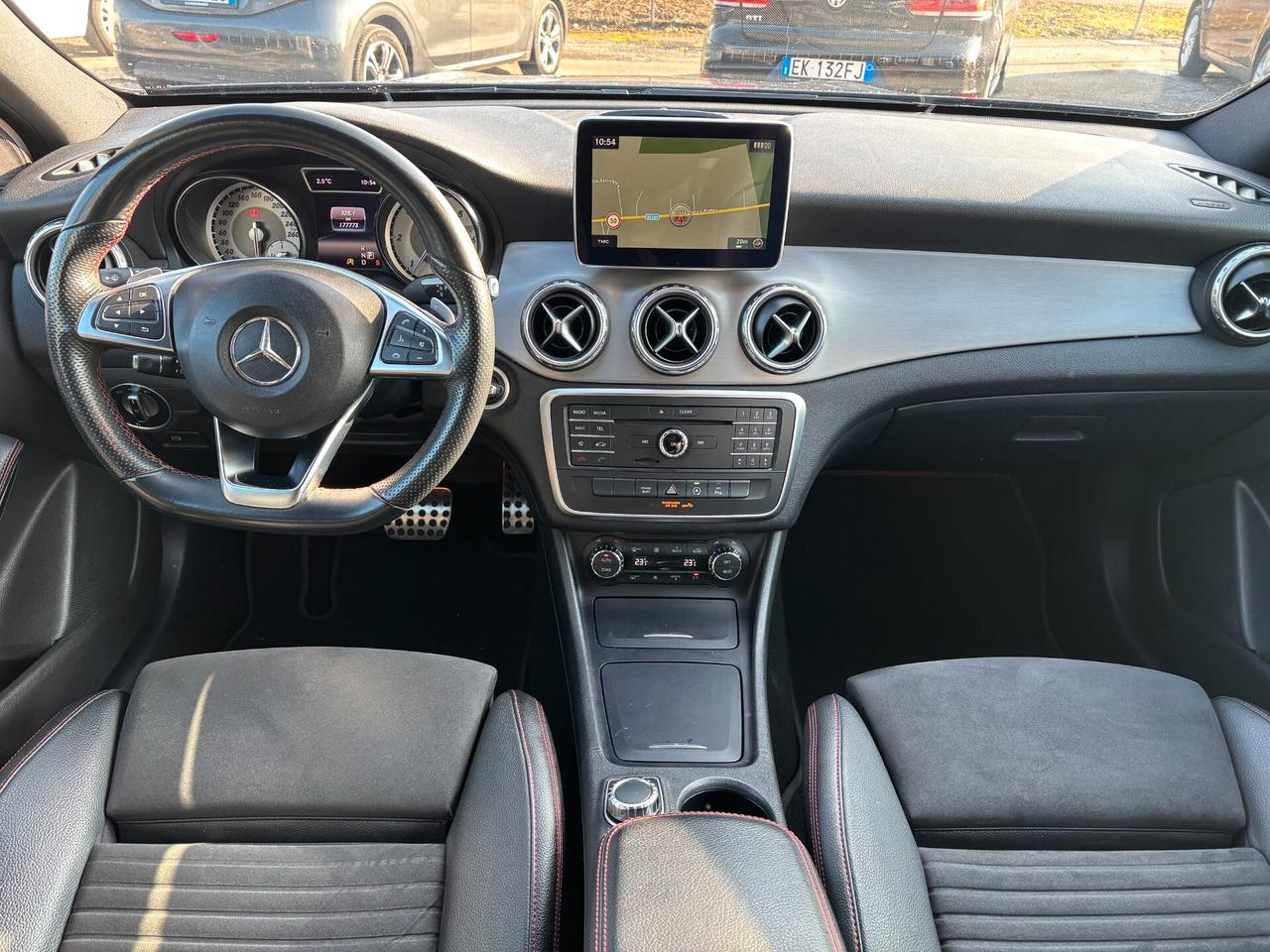 Mercedes-benz GLA 200 d Automatic Premium