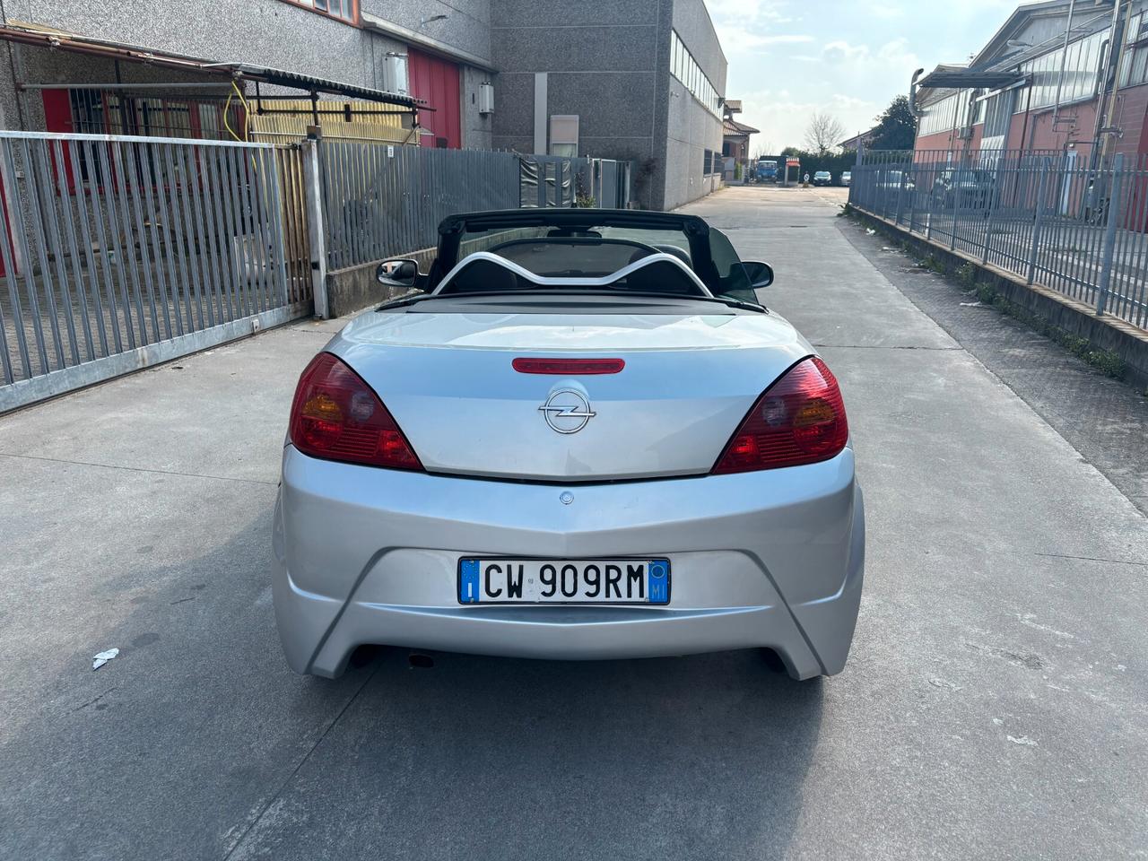 Opel Tigra TwinTop 1.4 16V Sport