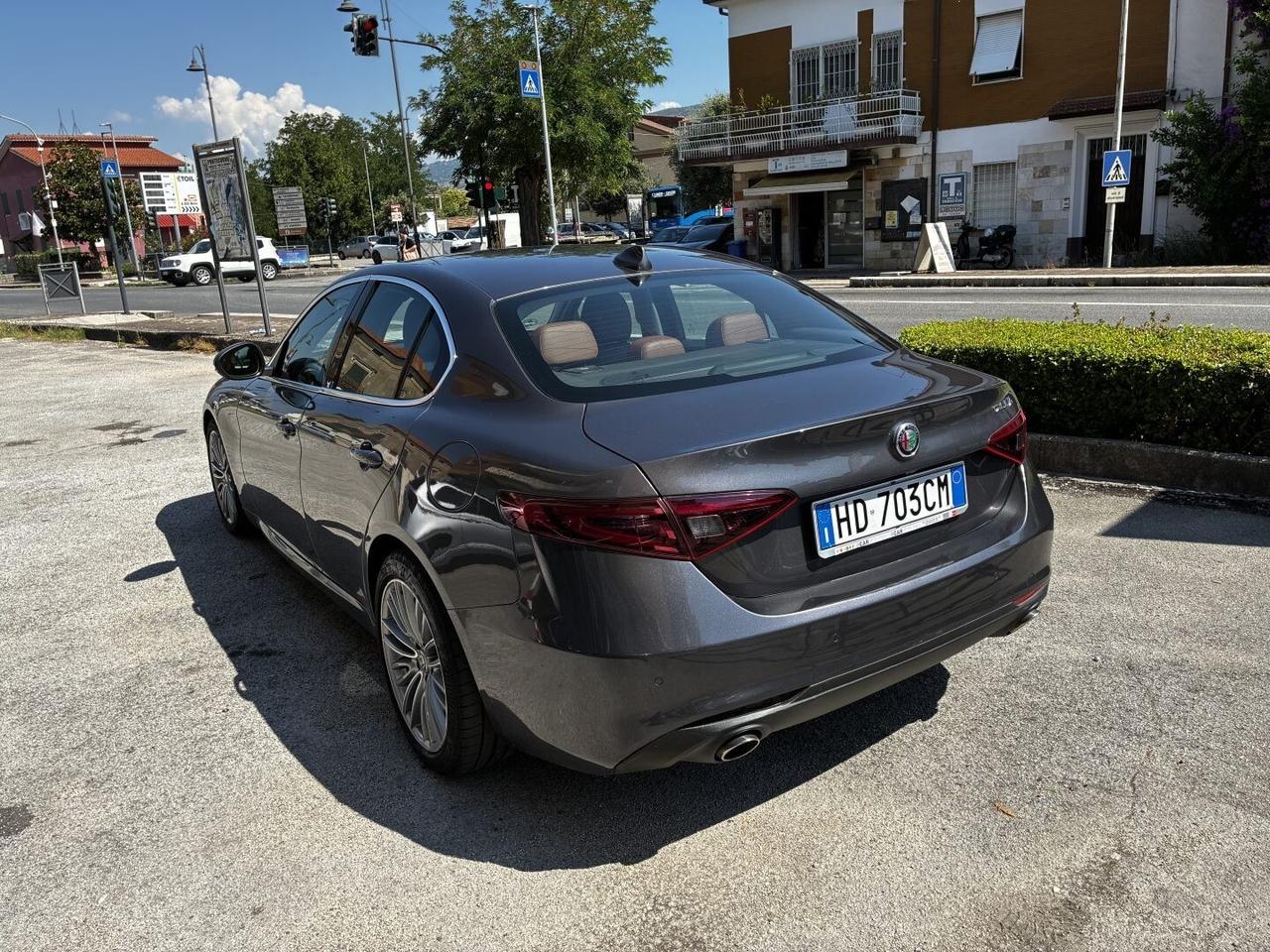 Alfa Romeo Giulia AT8 180cv cambio automatico