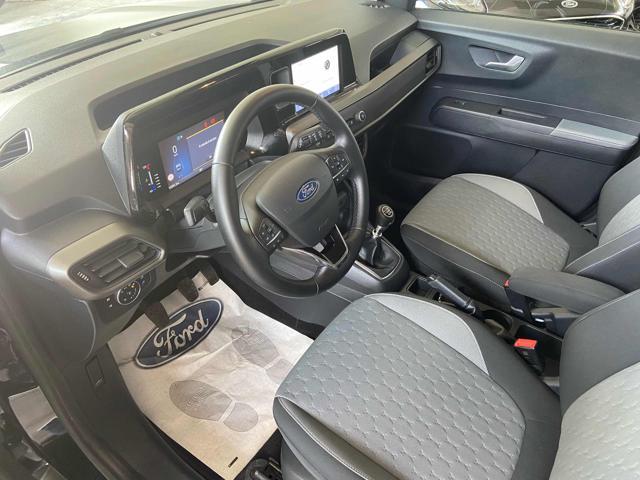 FORD Tourneo Courier 1.0 EcoBoost Titanium