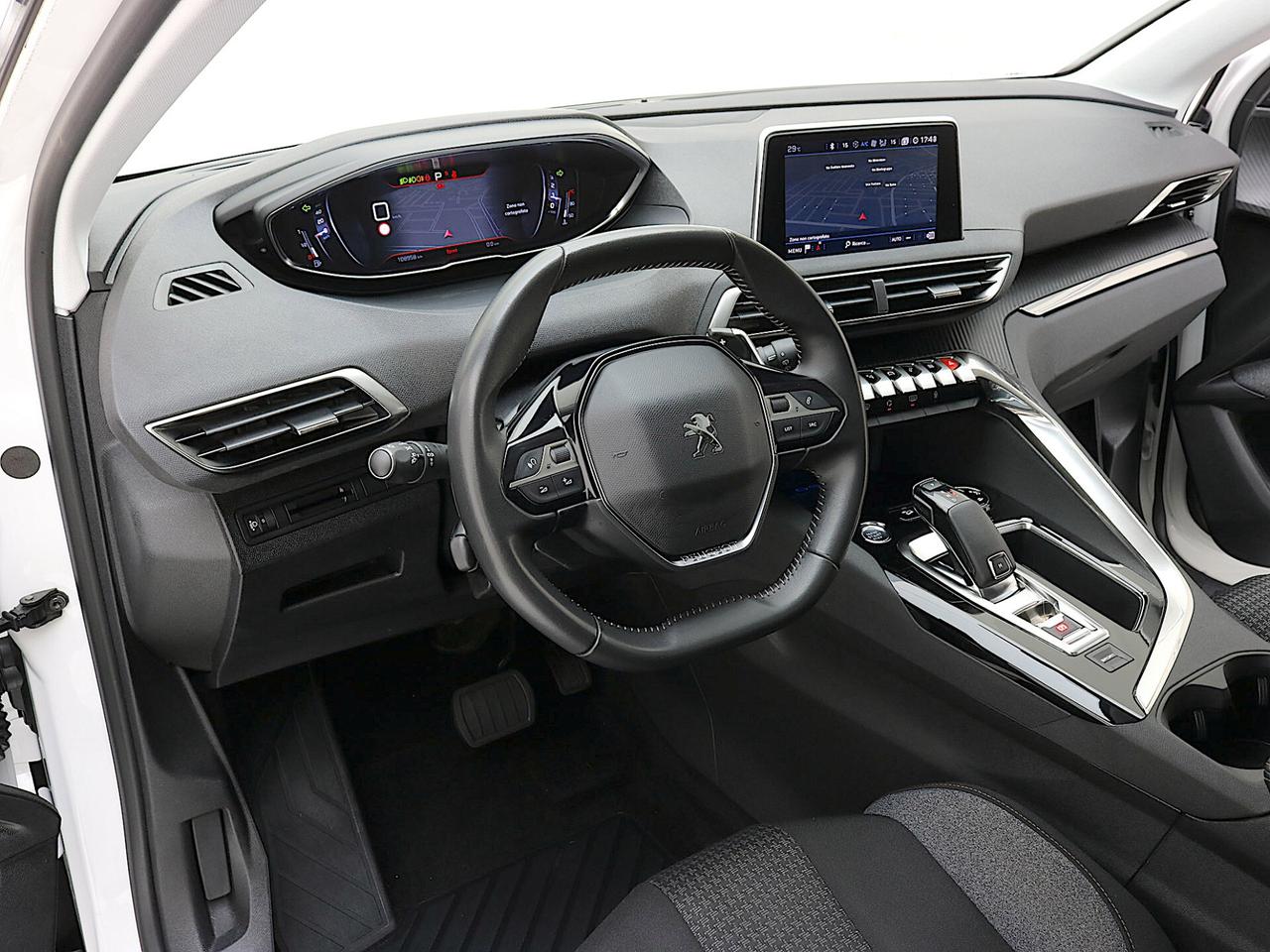 Peugeot 5008 BlueHDi 130 EAT8 - TETTO APRIBILE