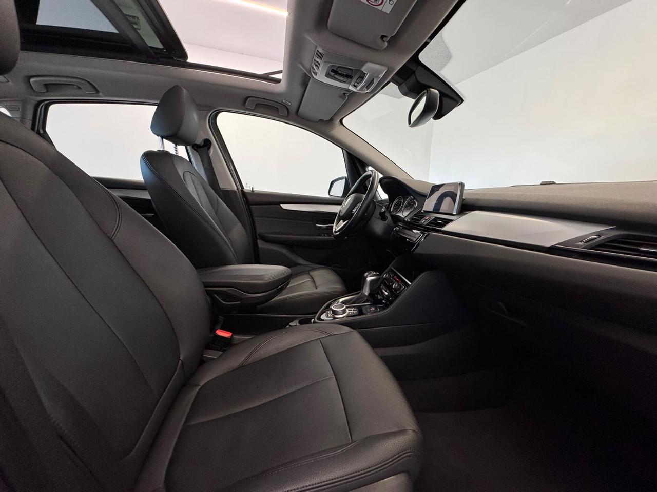 Bmw 2er Active Tourer 225xe iPerformance Business aut.