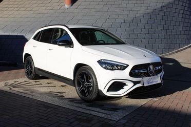 MERCEDES-BENZ GLA 220 4Matic AMG NIGHT-KAMERA