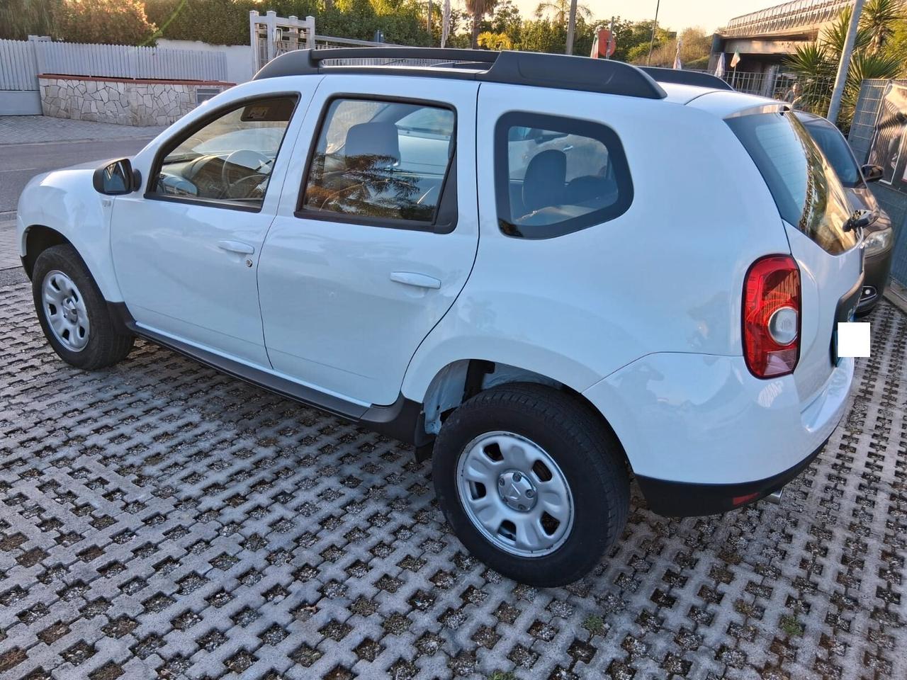 Dacia Duster 1.6 110CV 4x2 GPL Lauréate-2013