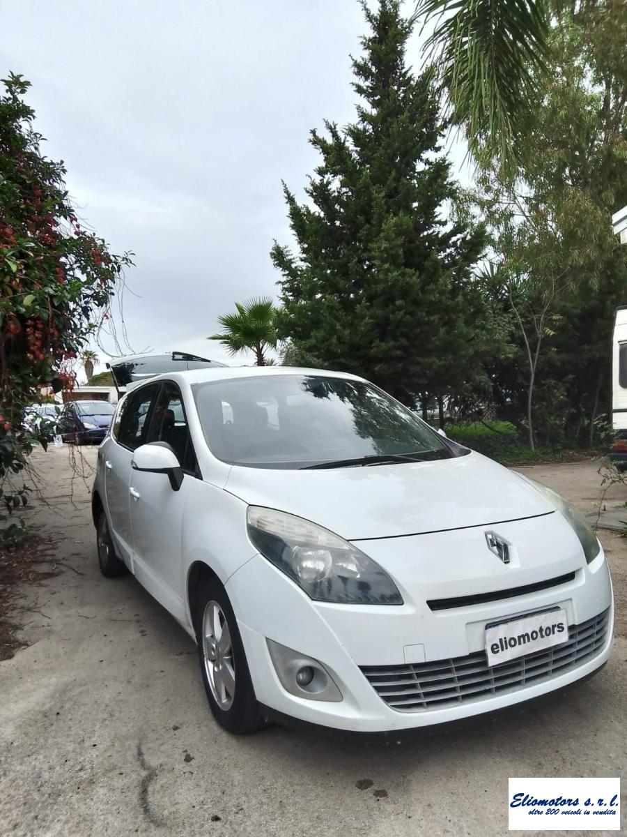 RENAULT - Grand Scénic 7 posti 1.5dci