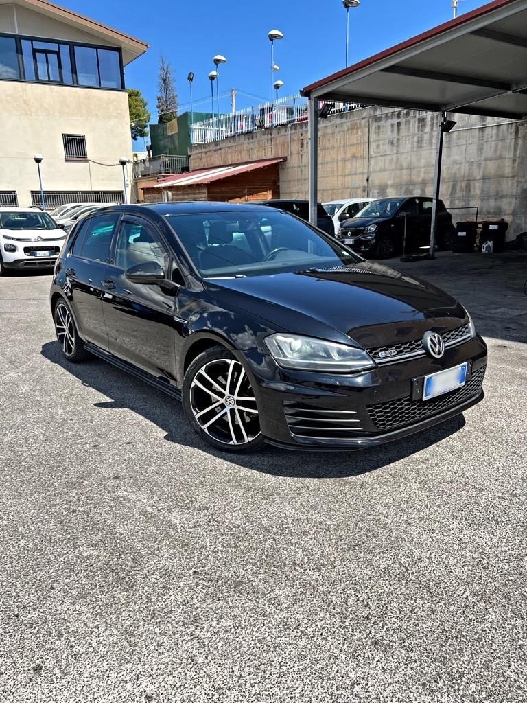 Volkswagen Golf 7 GTD 2.0 TDI 184cv DSG 2014