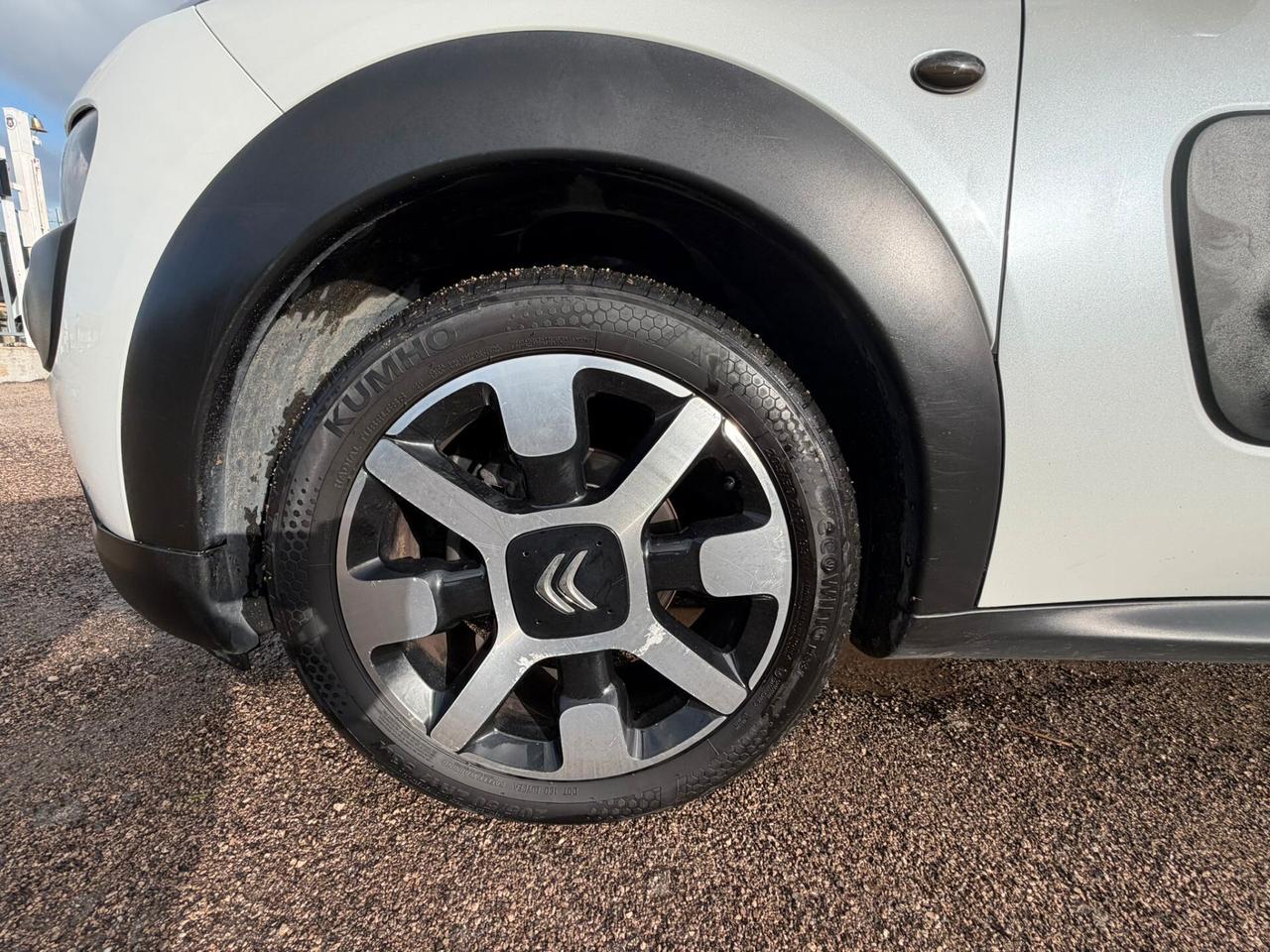 Citroen C4 Cactus BlueHDi 100 S&S Shine