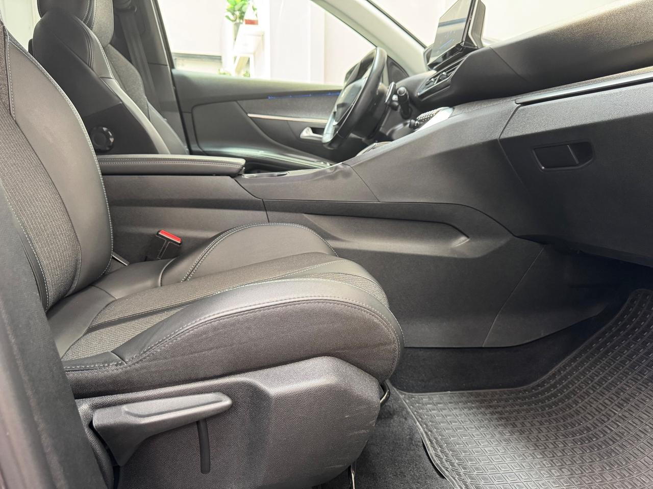 Peugeot 5008 BlueHDi 180 S&S EAT8 Allure Pack