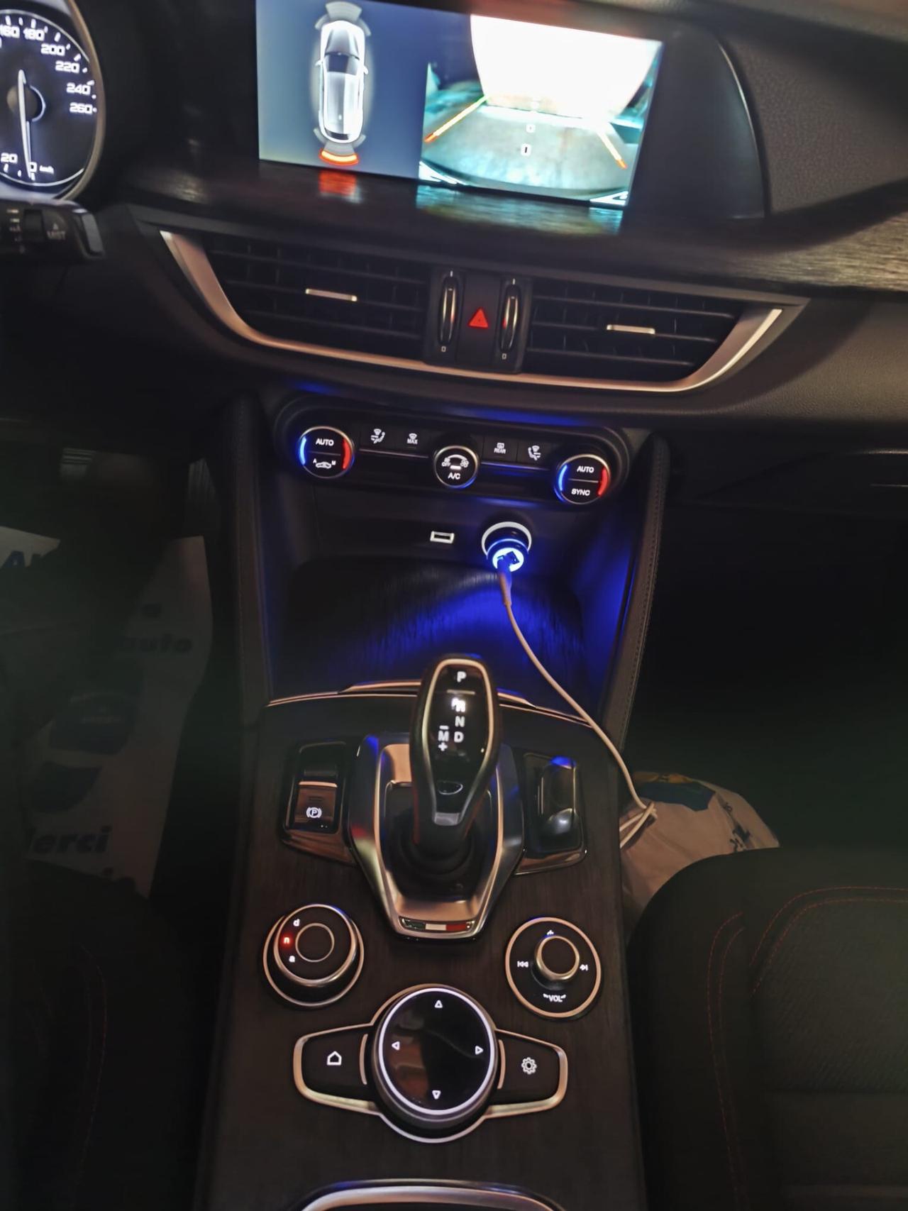 Alfa Romeo Stelvio 2.2 Turbodiesel 190 CV AT8 Q4 Business