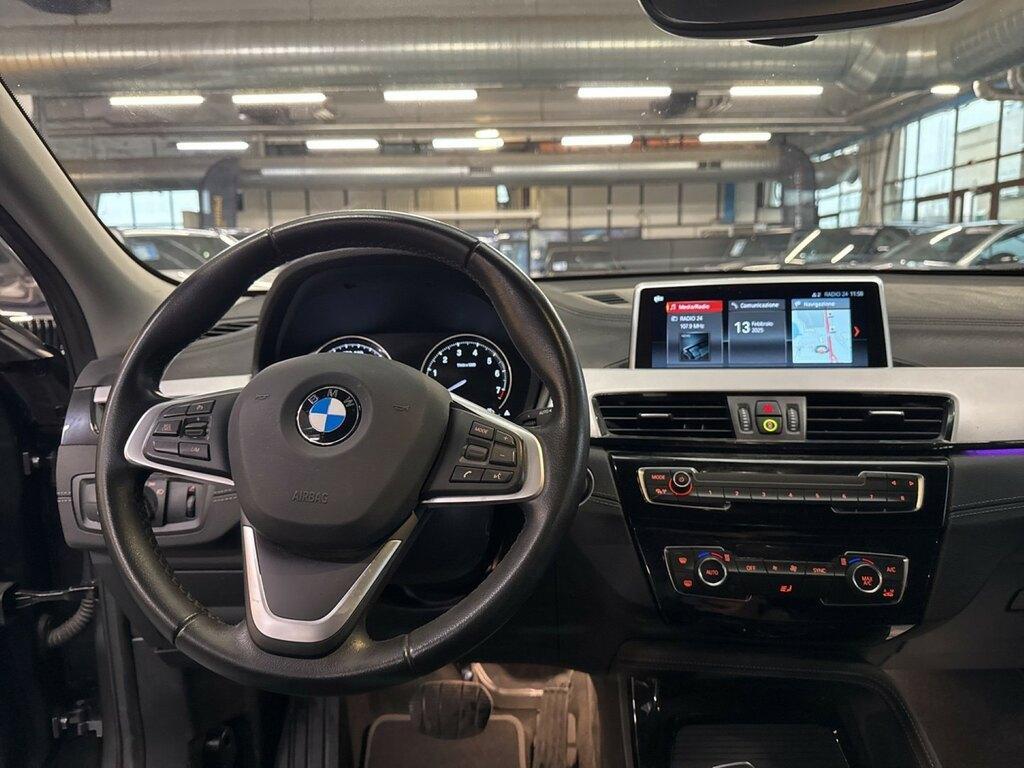 BMW X2 18 i Advantage sDrive Steptronic