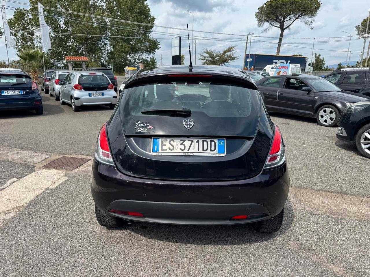 Lancia Ypsilon 1.2 BENZ ELEFANTINO 2013