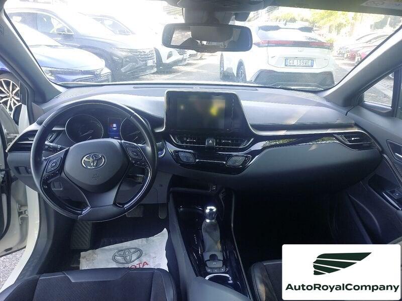 Toyota C-HR 1.8 Hybrid E-CVT Dynamic