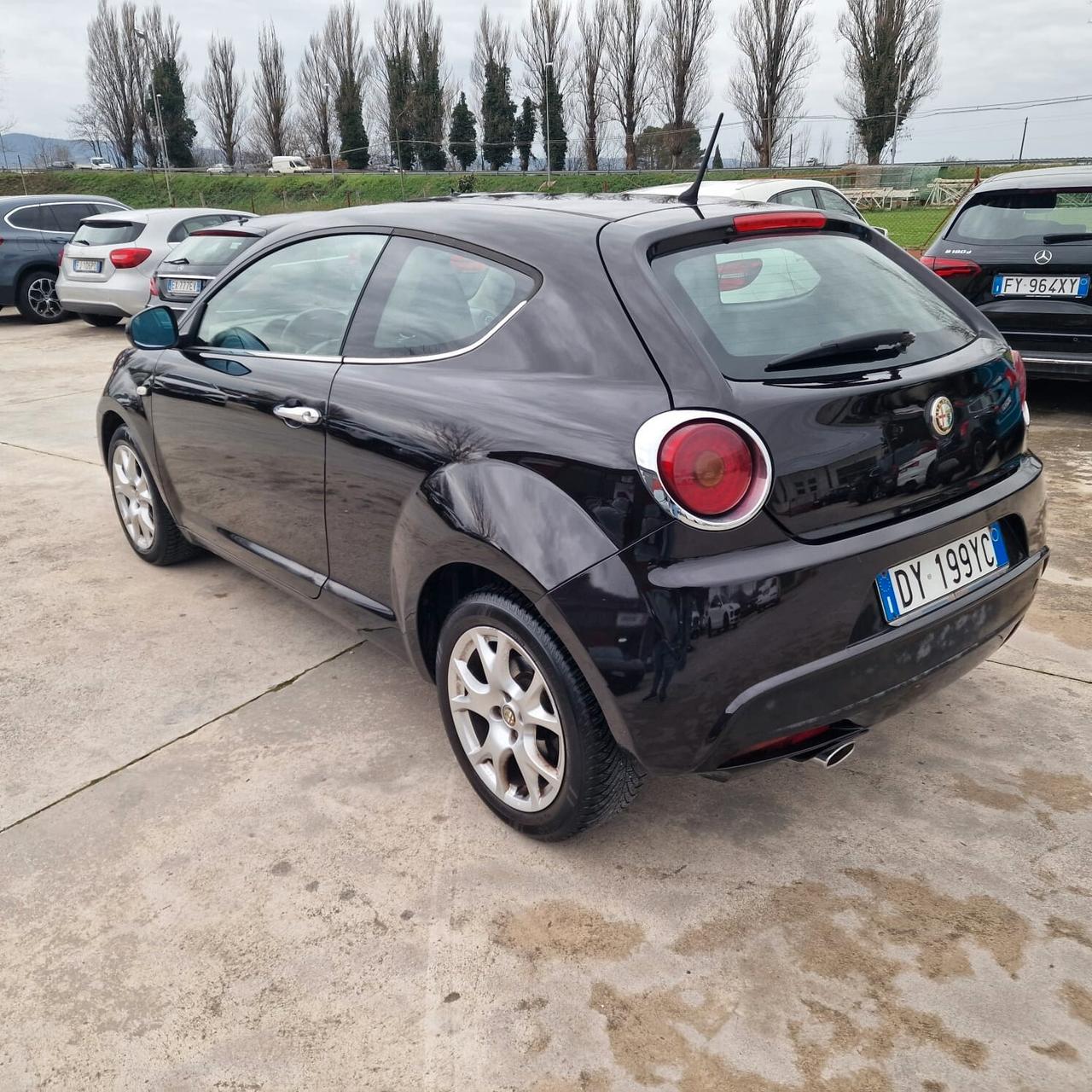 Alfa Romeo MiTo 1.4 T 155 CV Distinctive Premium Pack