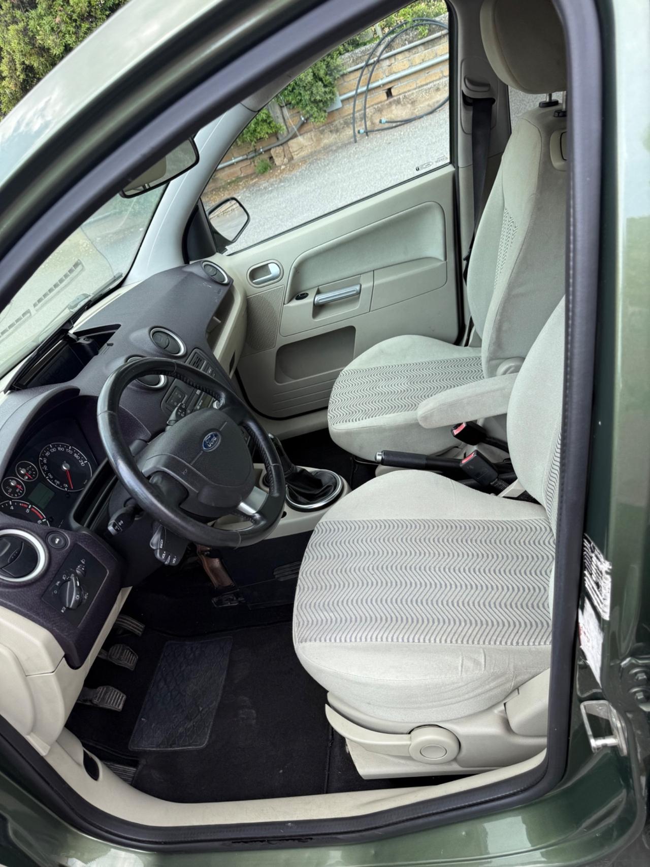 Ford Fusion 1.4 TDCi 5p. Leather