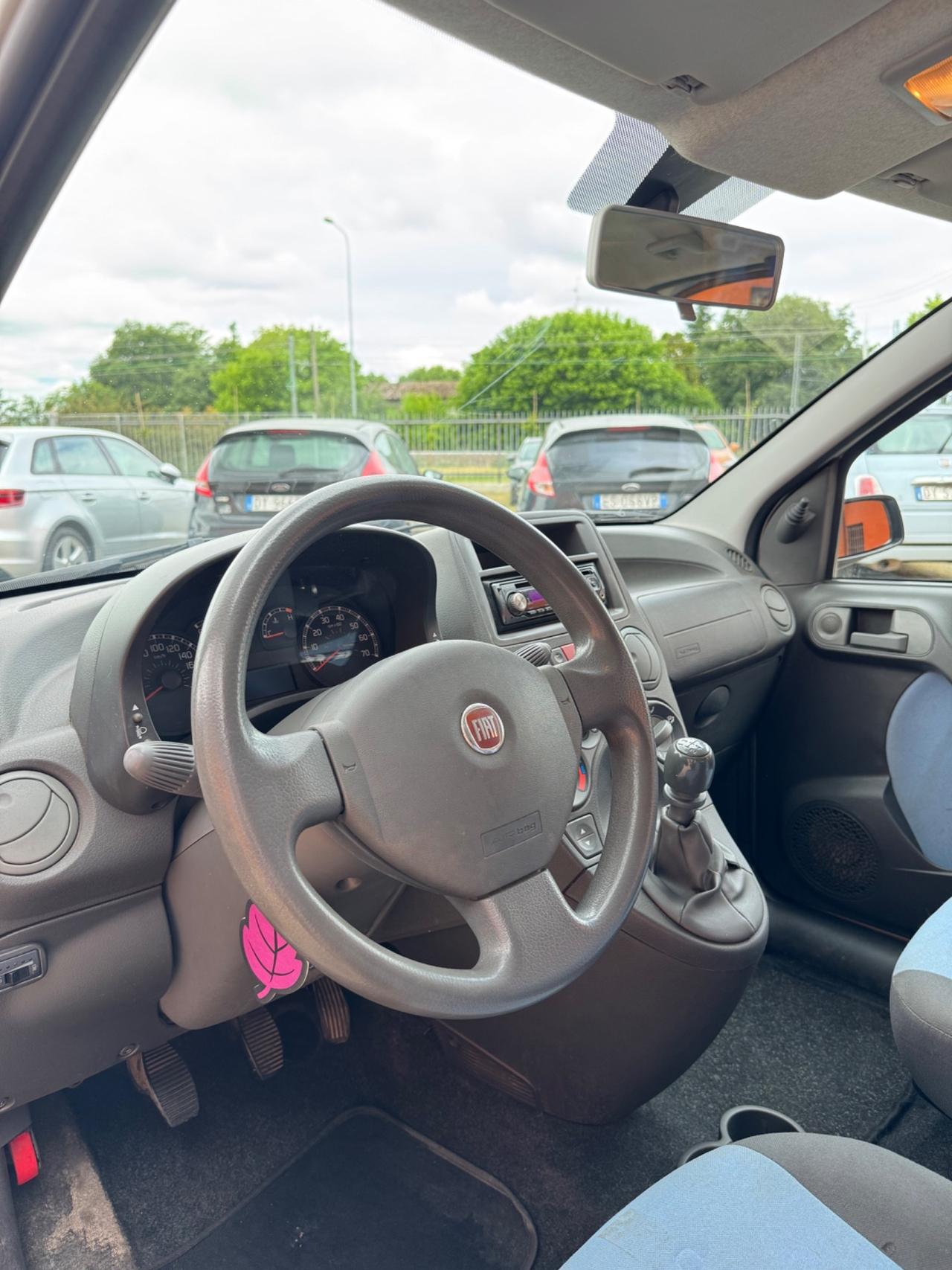 Fiat Panda 1.2 Dynamic si neopatentati